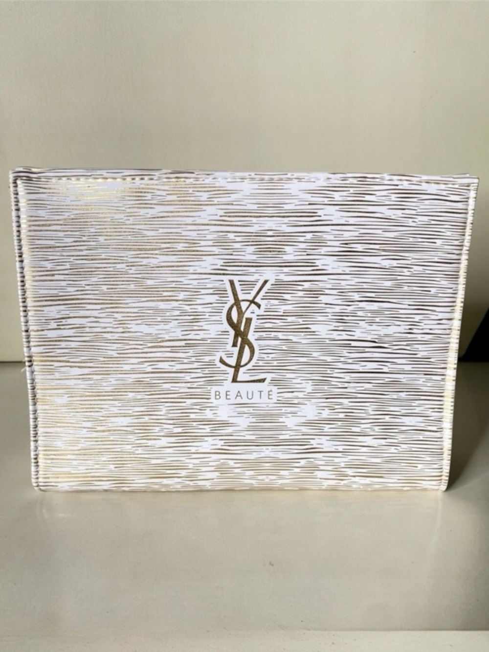 YSL Beauté Yves Saint Laurent White and Gold Travel Pouch Bag
